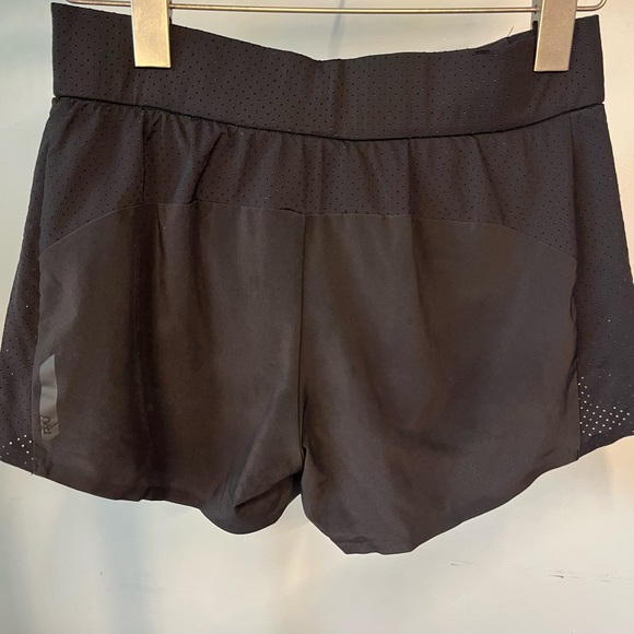 Black flowy RYU running shorts - Picture 2 of 2
